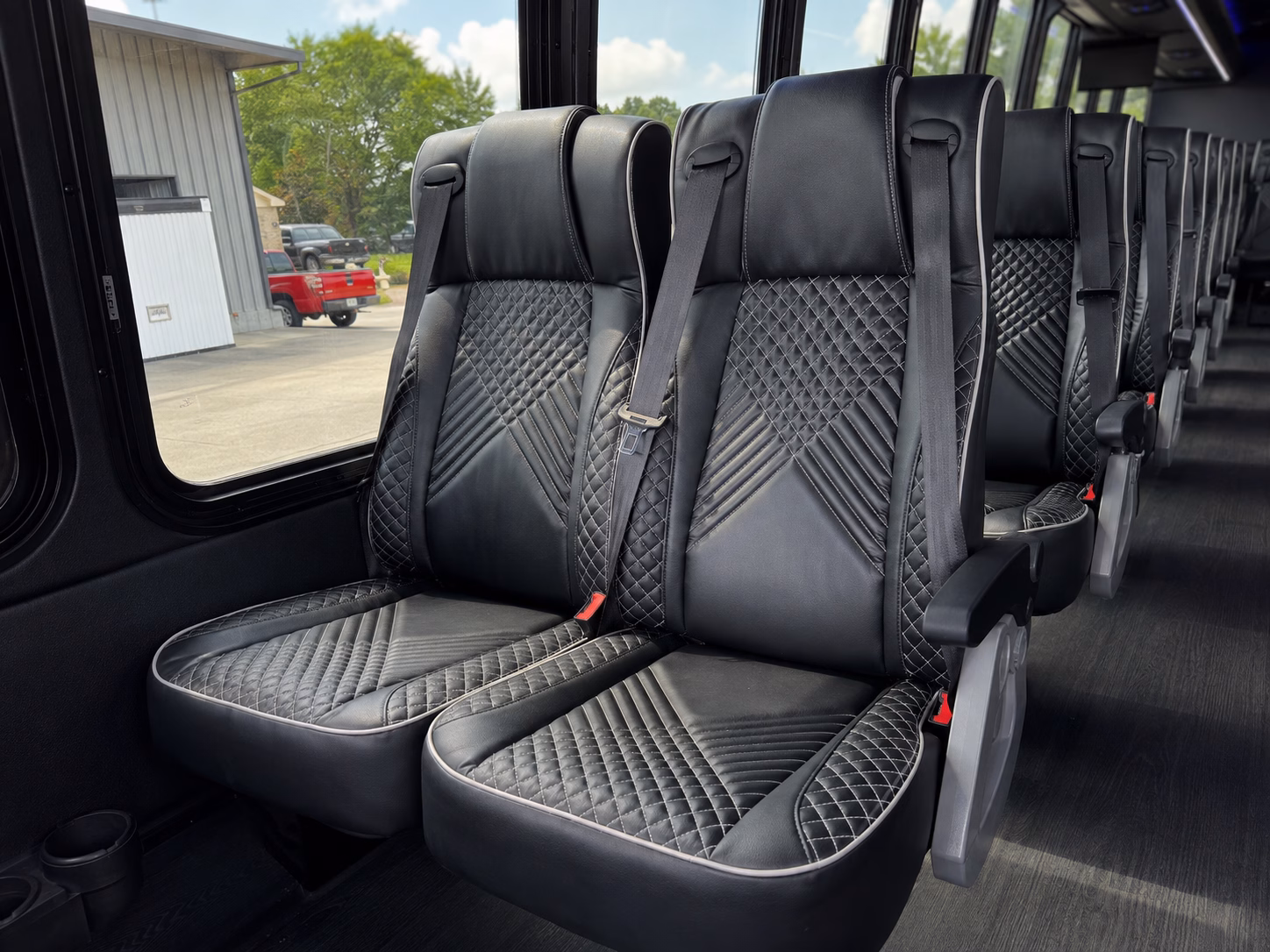 broken arrow airport shuttle bus rentals for private groups
