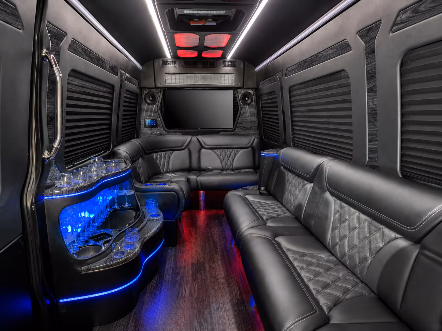 broken arrow custom day trip and driving tour bus rentals