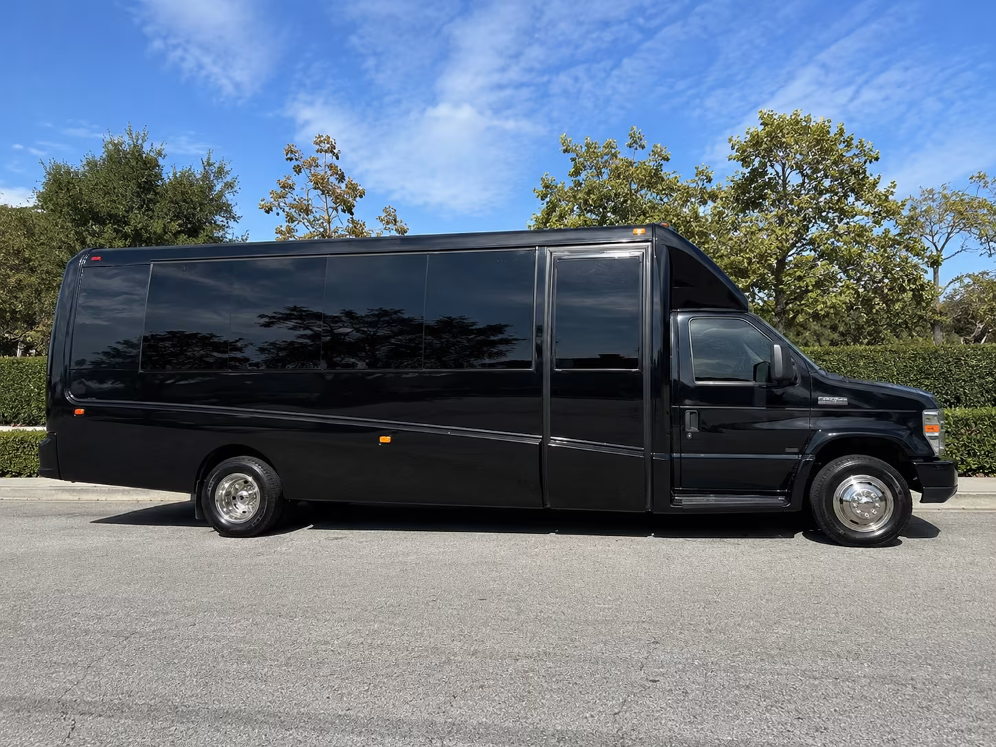 broken arrow government meeting and conference shuttles