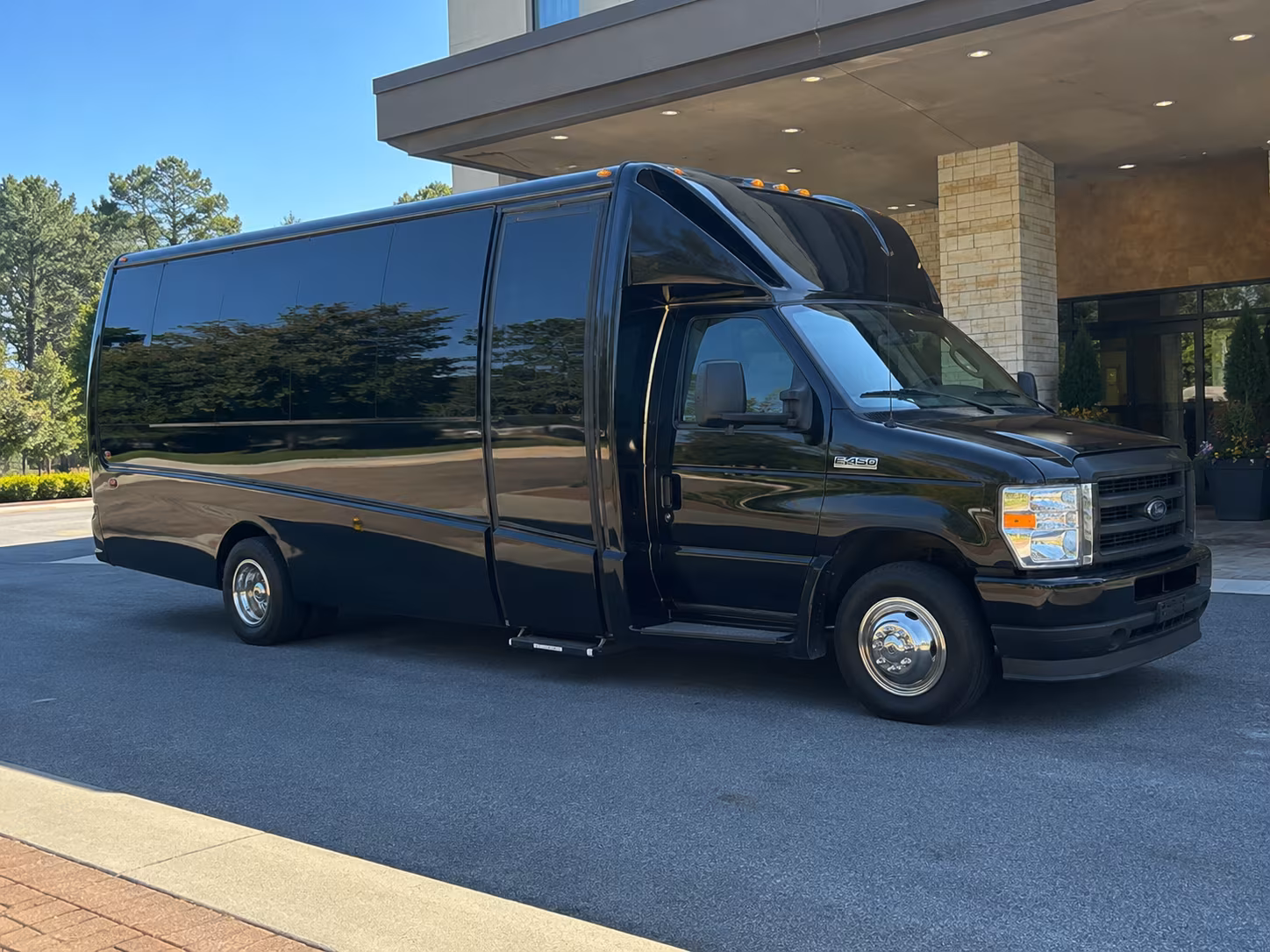 rent a bus for live music and private events around broken arrow
