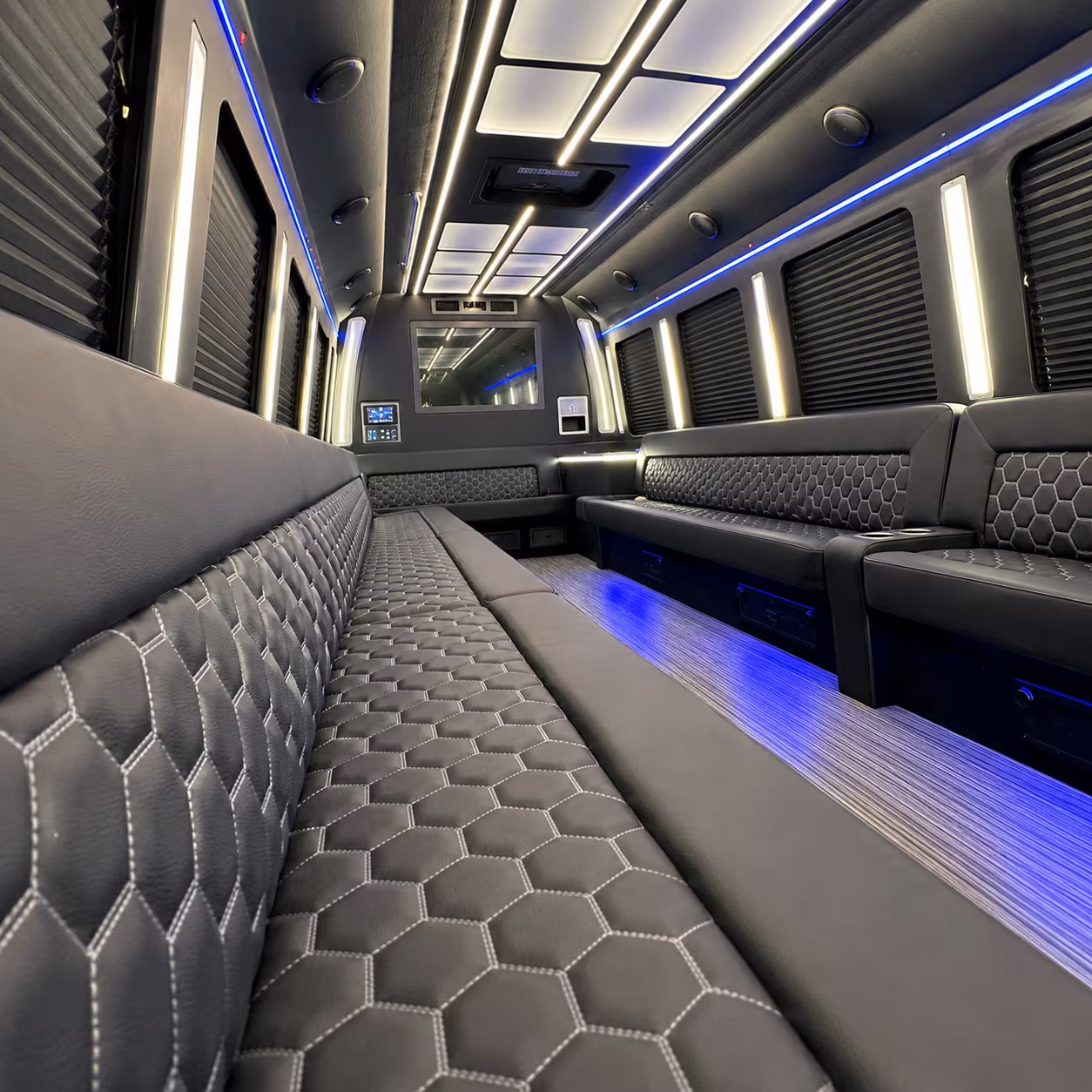 shuttle to tulsa international airport