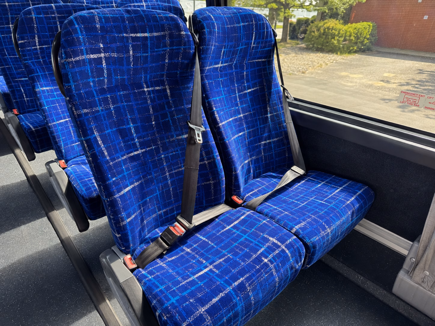 the bus type and amenities